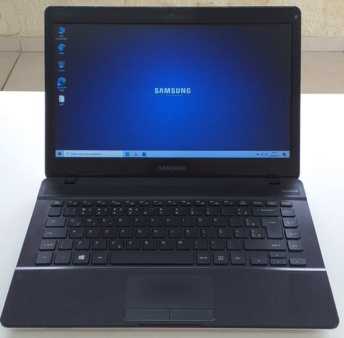 Notebook Samsung NP270E4E Celeron - Memoria 8GB SSD 120GB Tela 14"