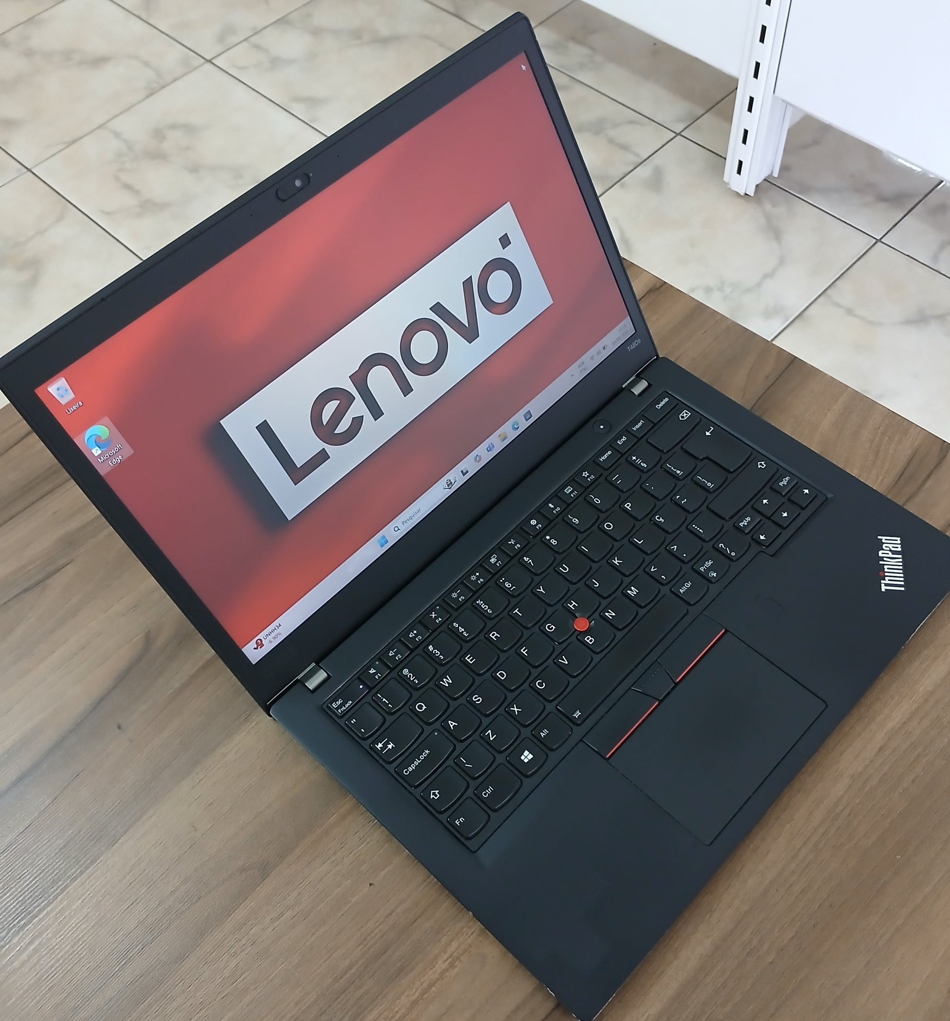 Notebook Lenovo ThinkPad i7 8th NVME 256GB Memória 16GB Tela 14"