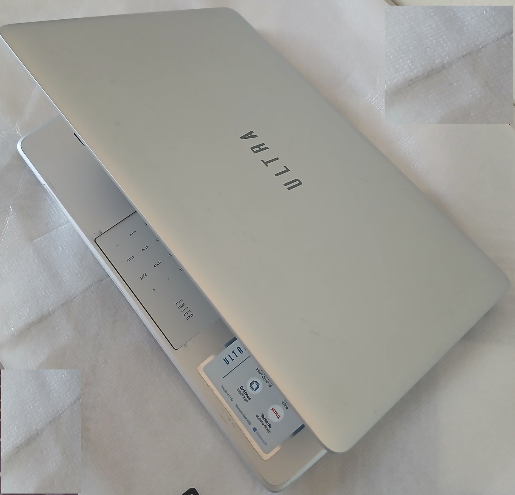 Notebook Ultra i5-5th Memoria 8GB SSD 120GB Tela 14"